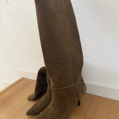 Bottes montantes ZARA en daim marron à talons