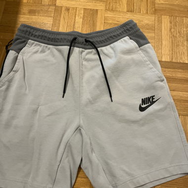 Short Nike