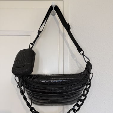 Borsa a tracolla nera trapuntata