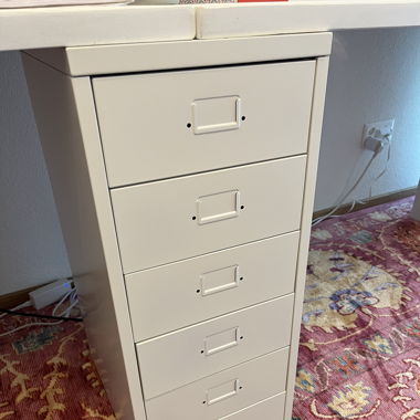 Schubladenelement auf Rollen 28x69