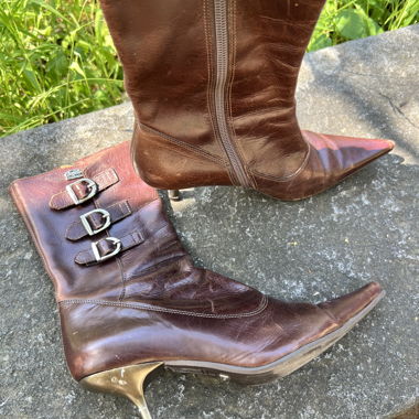Bottes à talons hauts Brown Buffalo London