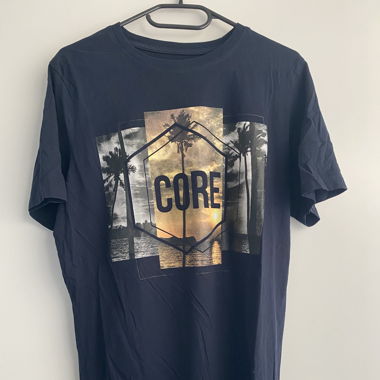 T-Shirt dunkelblau mit Aufdruck