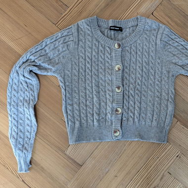Strickjacke grau