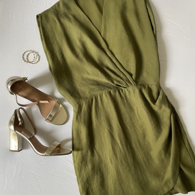Grünes Kleid