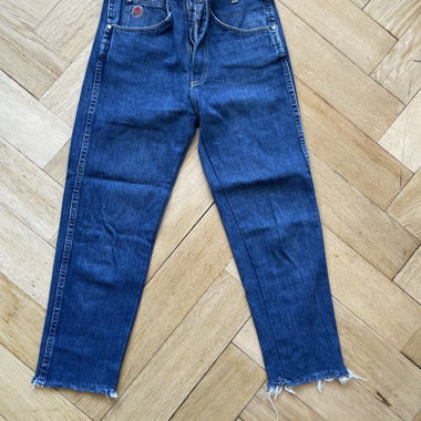 Twiny Jeans mit Raw-Saum