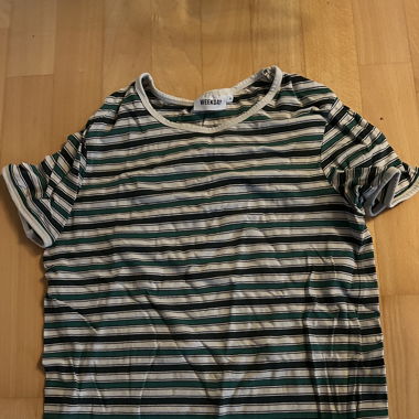 gestreiftes Shirt