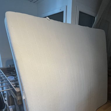 Matratze 180x200