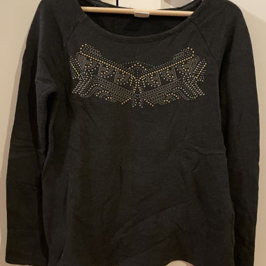 Maglione nero/grigio con dettagli metallici