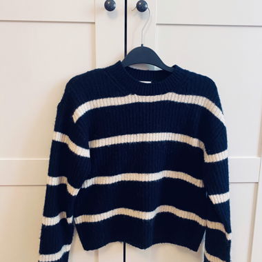 H&M Pullover mit Streifen