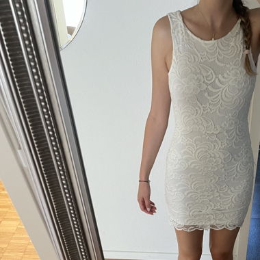 Weisses Kleid