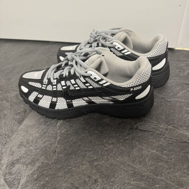 Nike P 6000