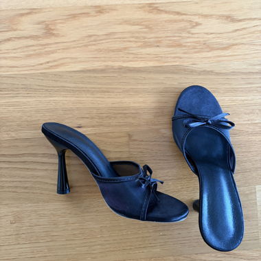 Mules nere con tacco alto taglia 37