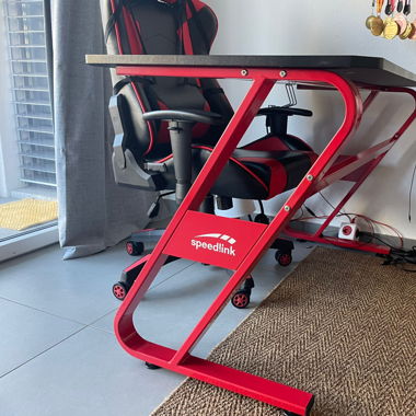 Gamers set. Desk+ Chair