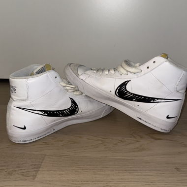 Nike Blazer Mid 77