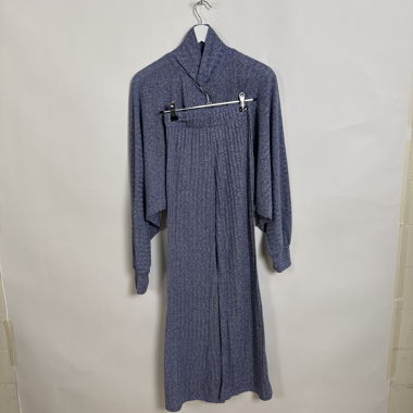 Ensemble assorti en maille bleue