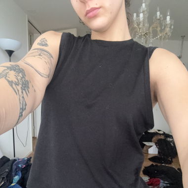 Gym shirt loose