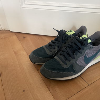 Nike 