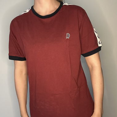 Fred Perry shirt in Bordeaux