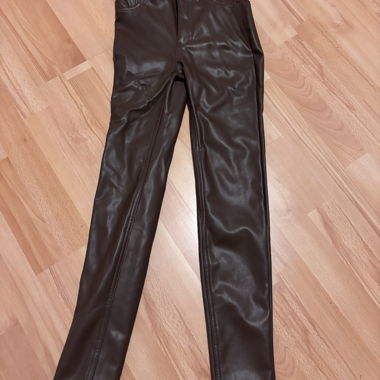 Pantaloni in similpelle