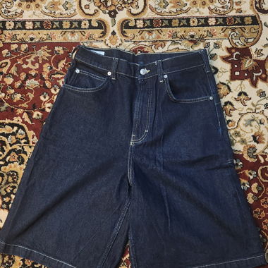 Zara Baggy-Jeansshorts