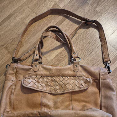 Cos Ledertasche