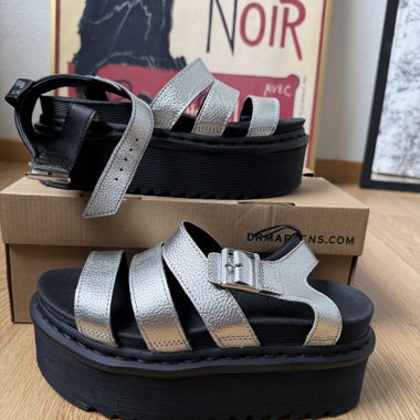Sandales à plateforme Blaire Quad de Dr. Martens