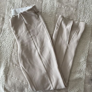 Pantaloni