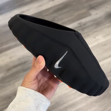 Nike Mind Slides