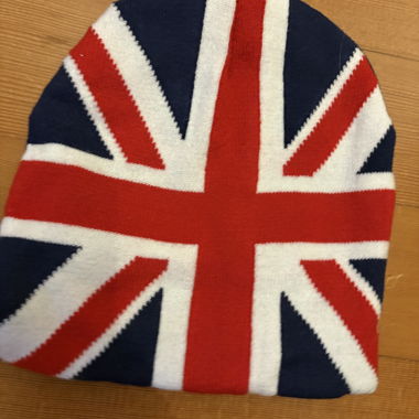 Knitted beanie with Union Jack motif