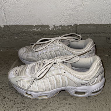 weisse Nike Schuhe gr. 39