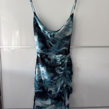 Flowy dress with thin straps