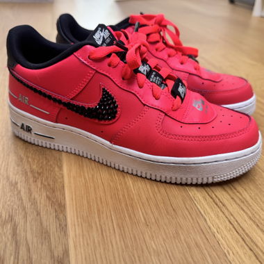 Nike Air Force 1 Pink Sneakers
