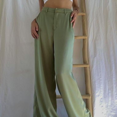 Silky trousers