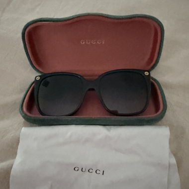 Occhiali da sole Gucci – Nero – Condizioni top