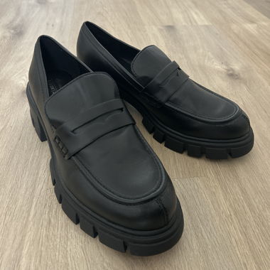 Loafers (never worn)