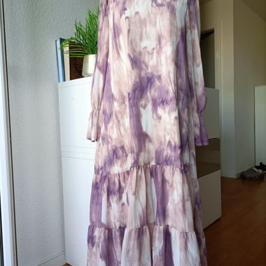 Abito lungo viola pastello