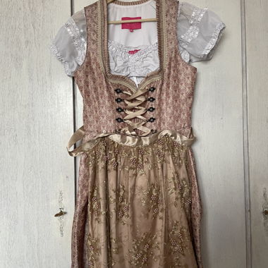 Dirndl