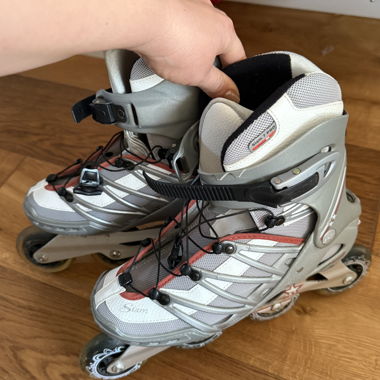 Adult Salomon inline skates