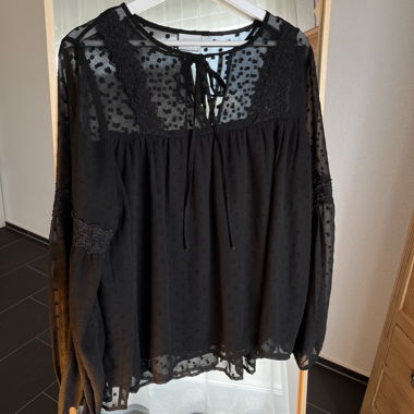 Verspielt elegante Chiffonbluse