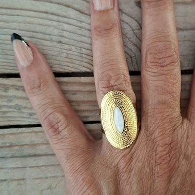 Oval gold-tone adjustable ring stainless steel