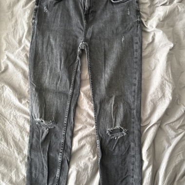 Ripped Grey Jeans