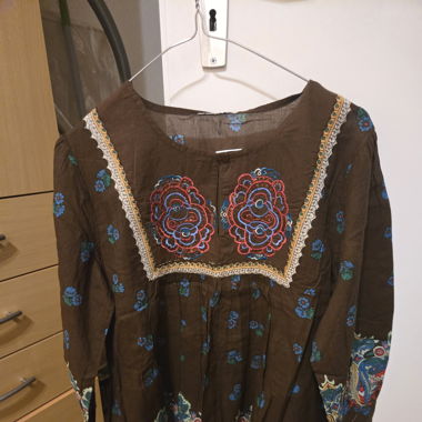 Blouse bohème marron à broderies