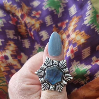 Bague étoile en argent et labradorite 