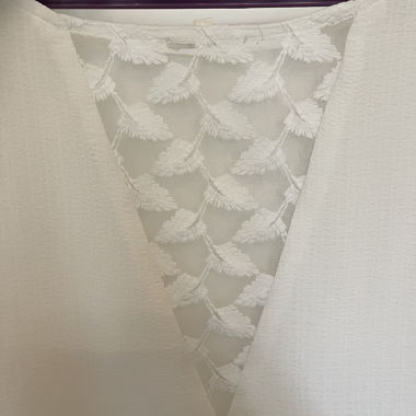Blusa bianca in pizzo