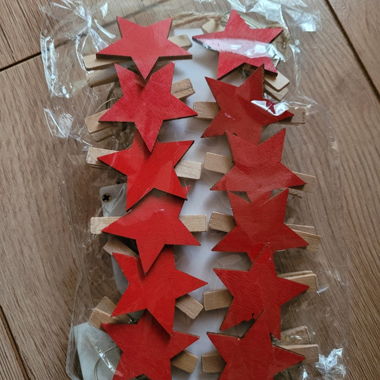 Wooden star fairy lights with clips red