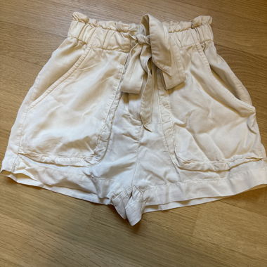 Shorts size S