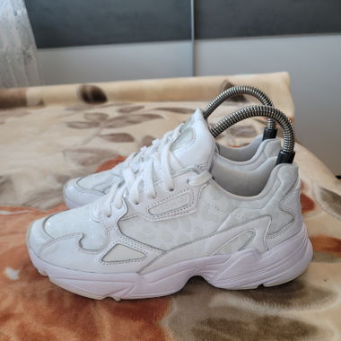 Puma Frauen Tiger Print