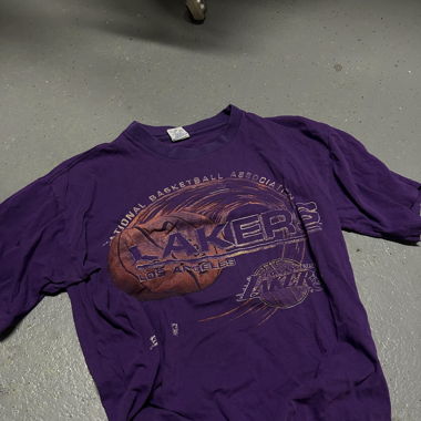 Vintage Lakers t-shirt 