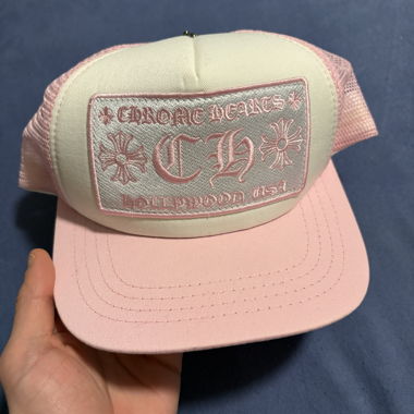 Chrome Hearts cappellino trucker in mesh rosa