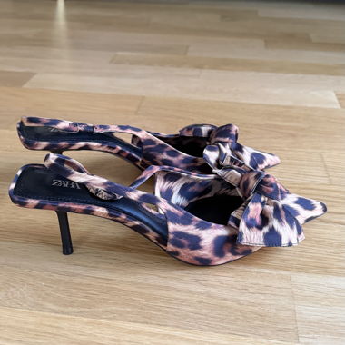 Zara Slingback Kitten Heels Pumps Leopard 38